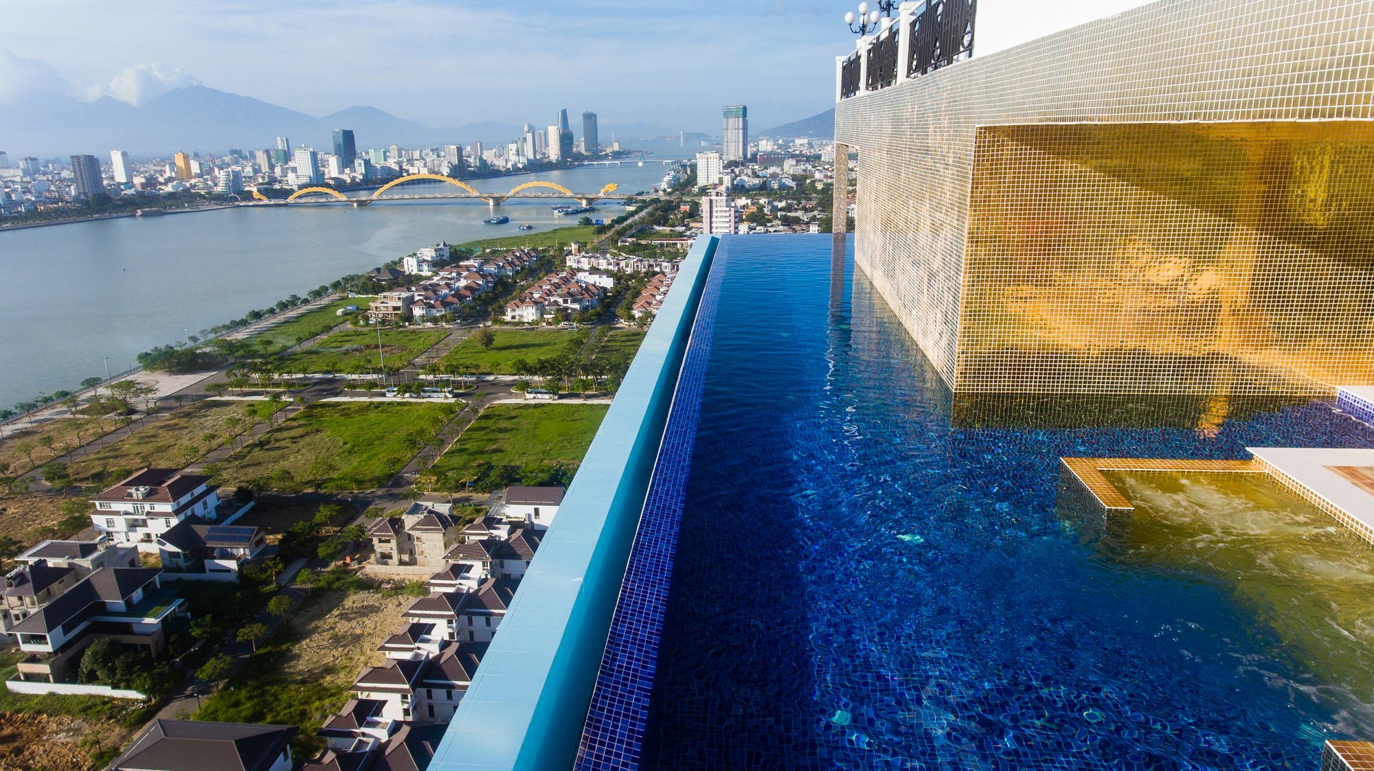 Fivitel 4* Da Nang
