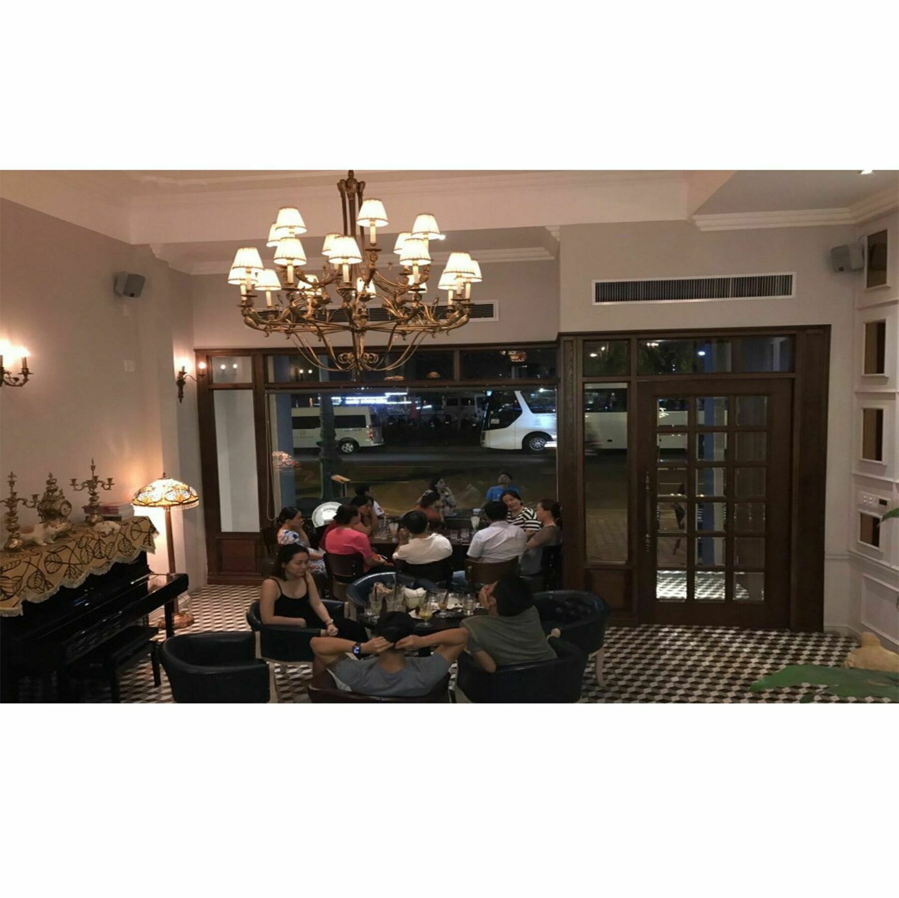 Di Lusso Boutique Riverside Hotel
