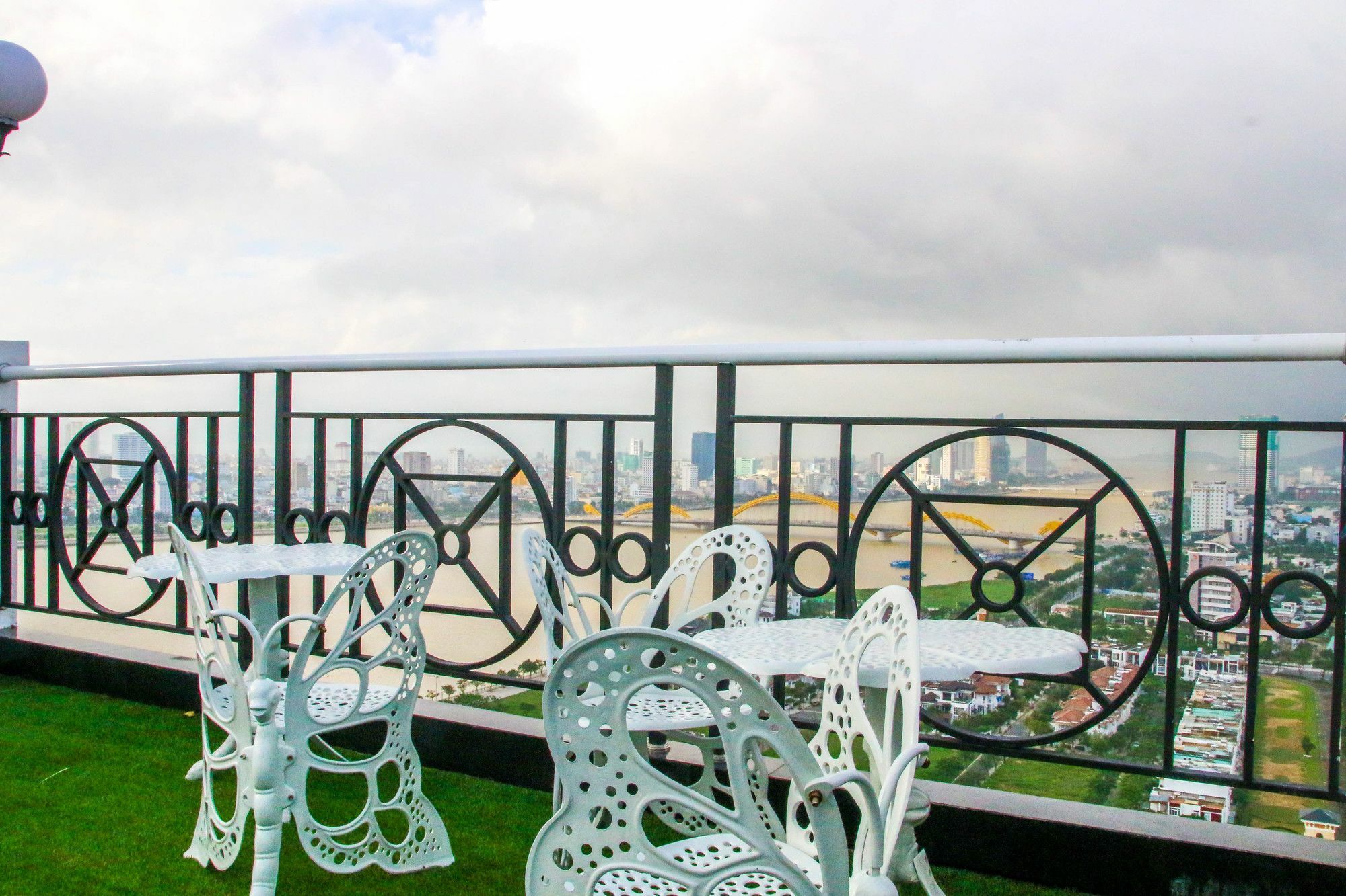 Fivitel Hotel 4*