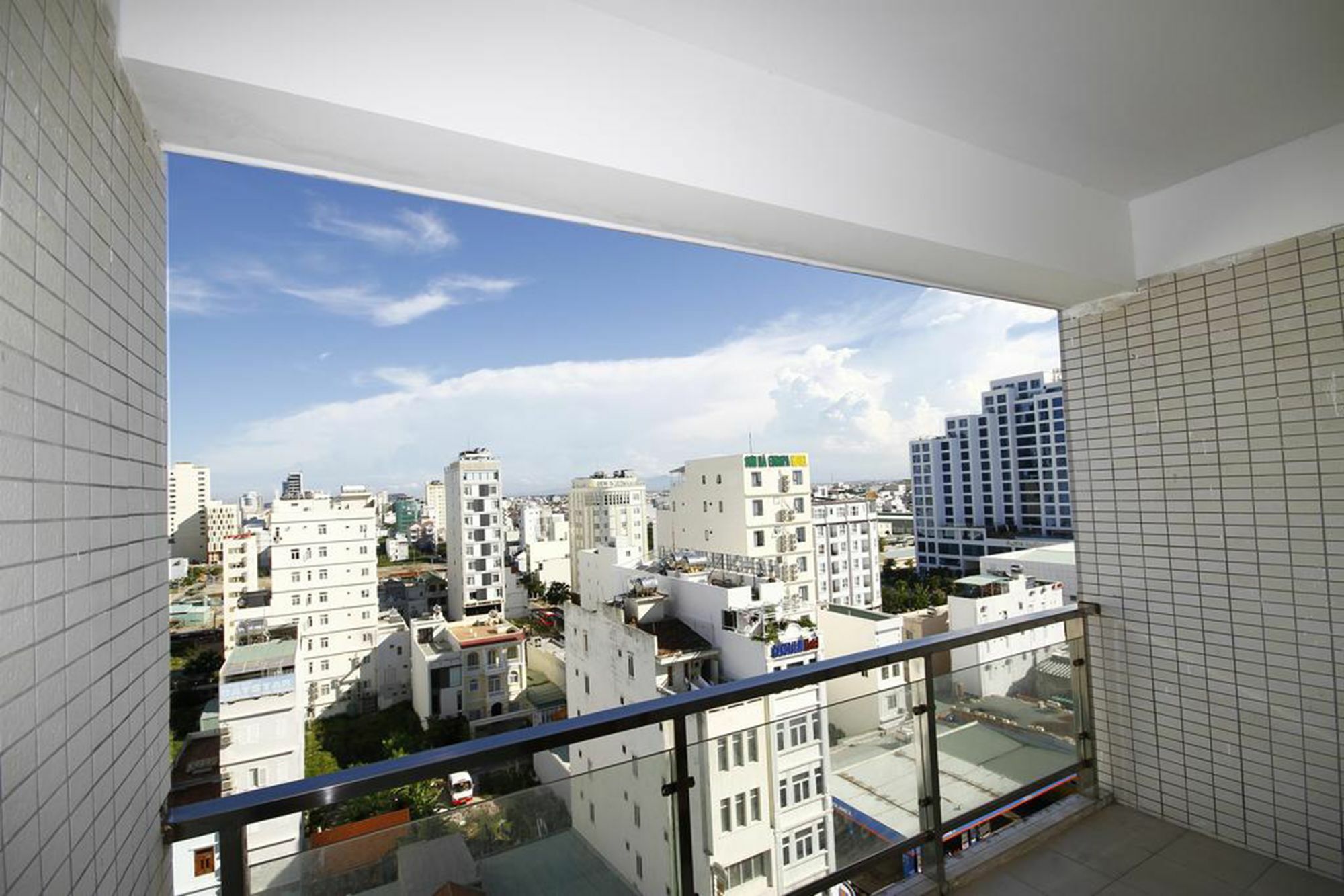 Hotel Hanoi Blue Hotel - The Water Front