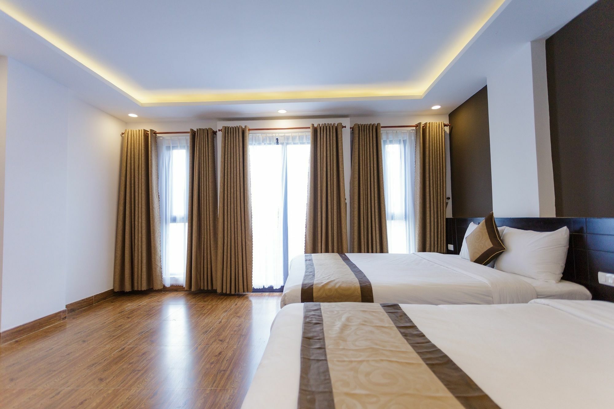Manchester Hotel 3*
