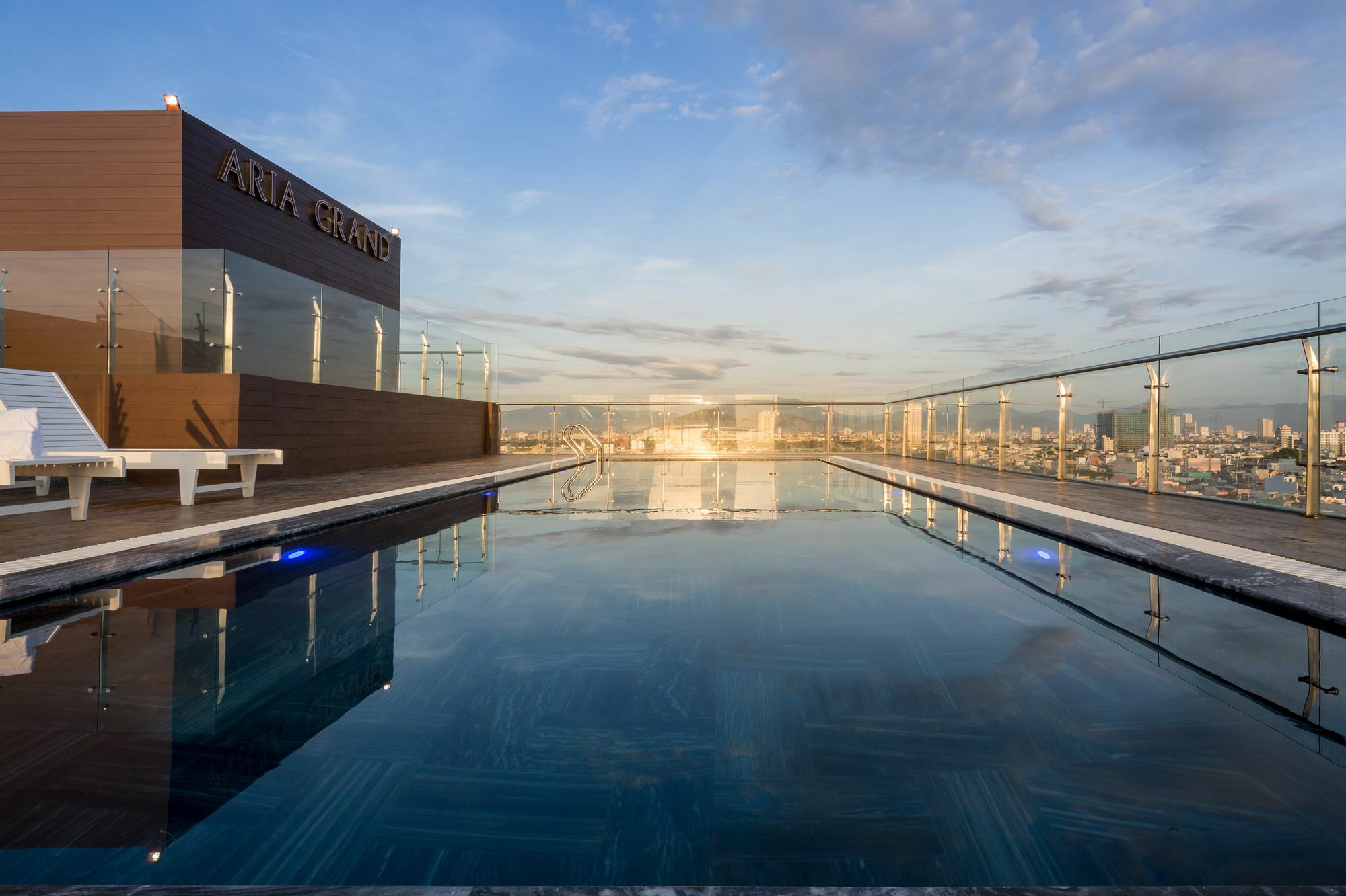 Hotel Aria Grand &