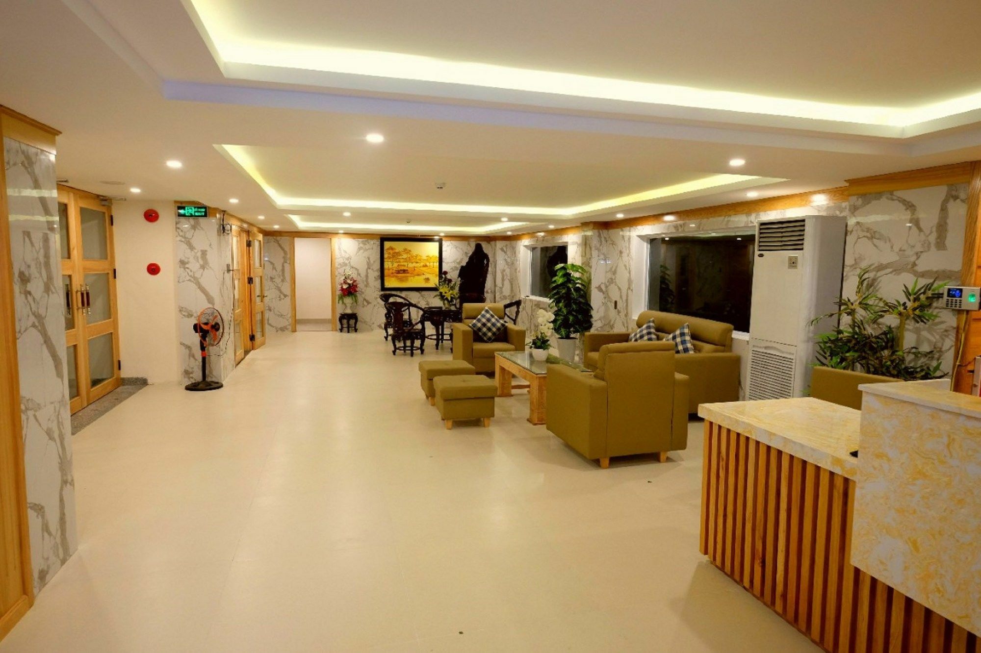 Hotel Marigold &
