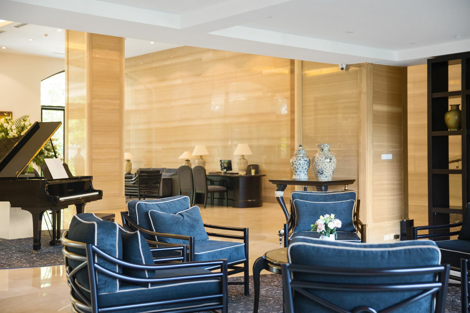 Elegant Westlake 5*