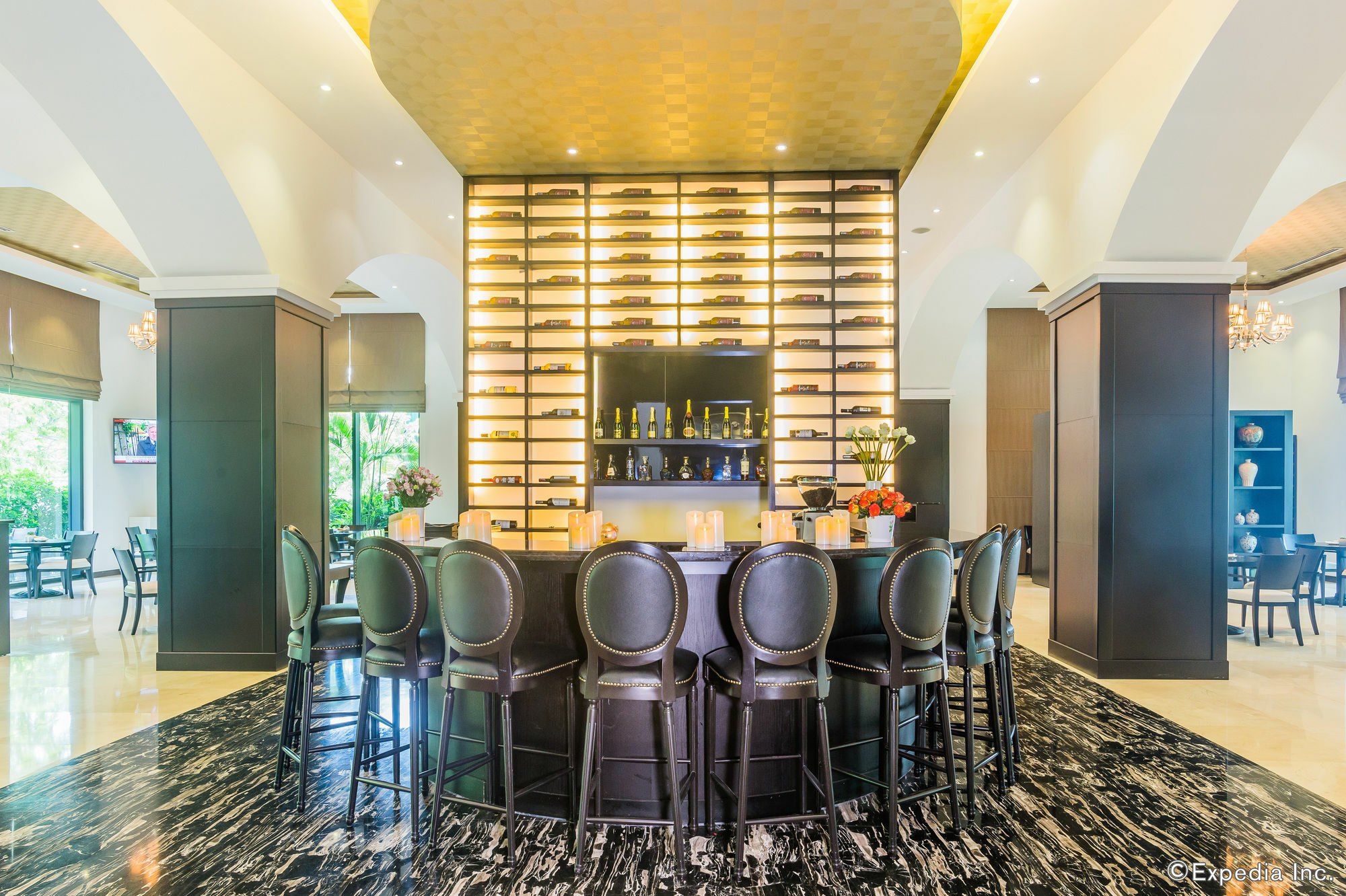 Elegant Westlake 5* Hanoi