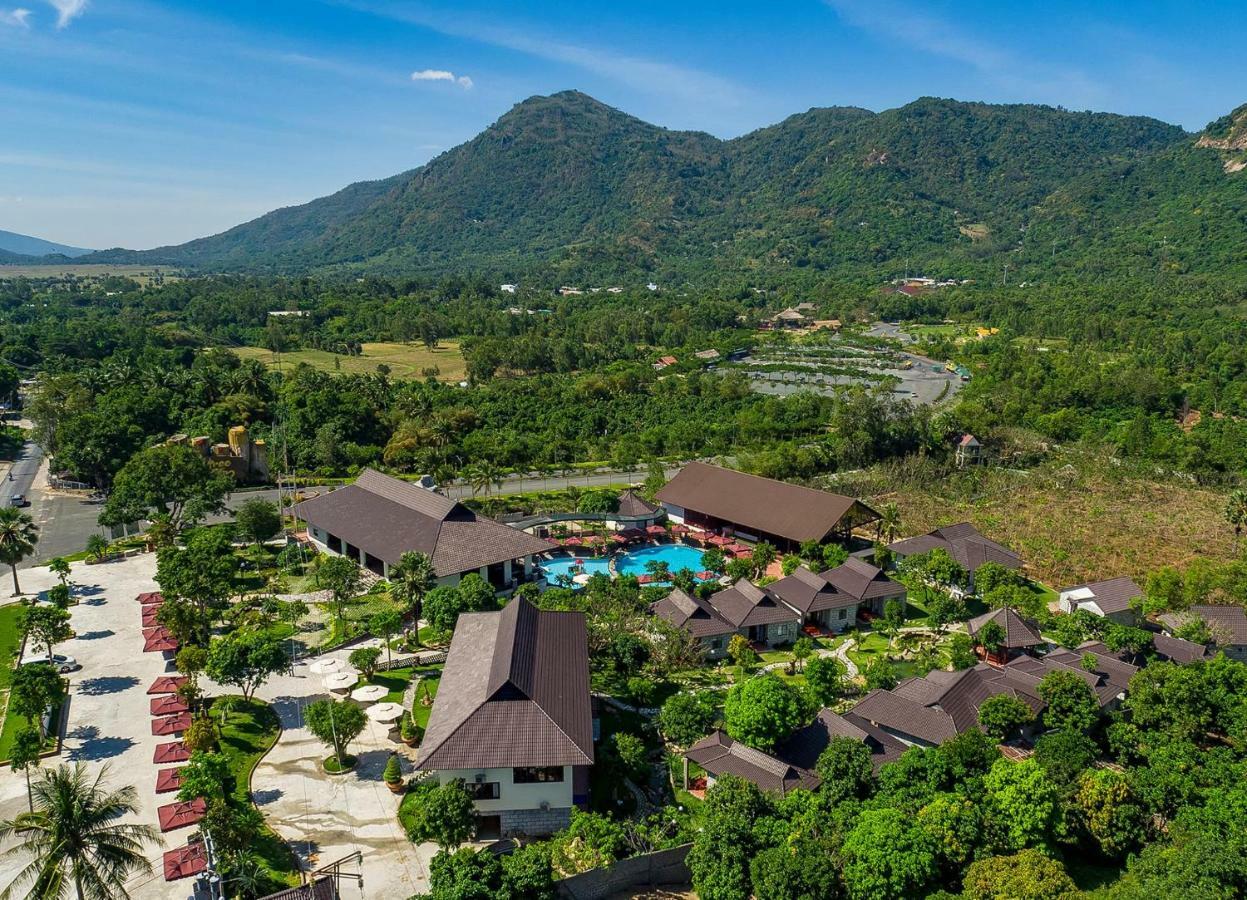Sang Nhu Ngoc Hotel 2*