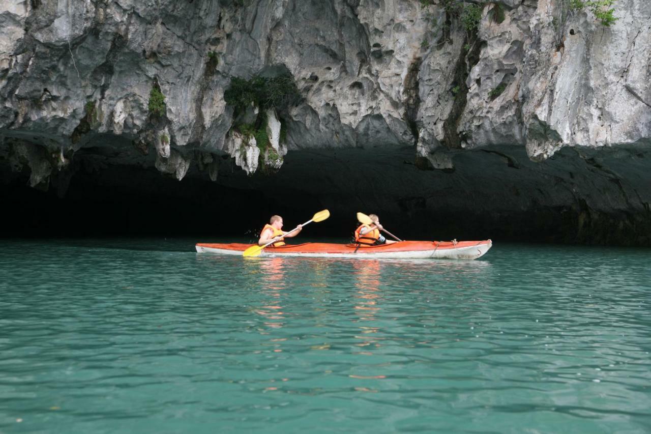 Oriental Sails Cruise