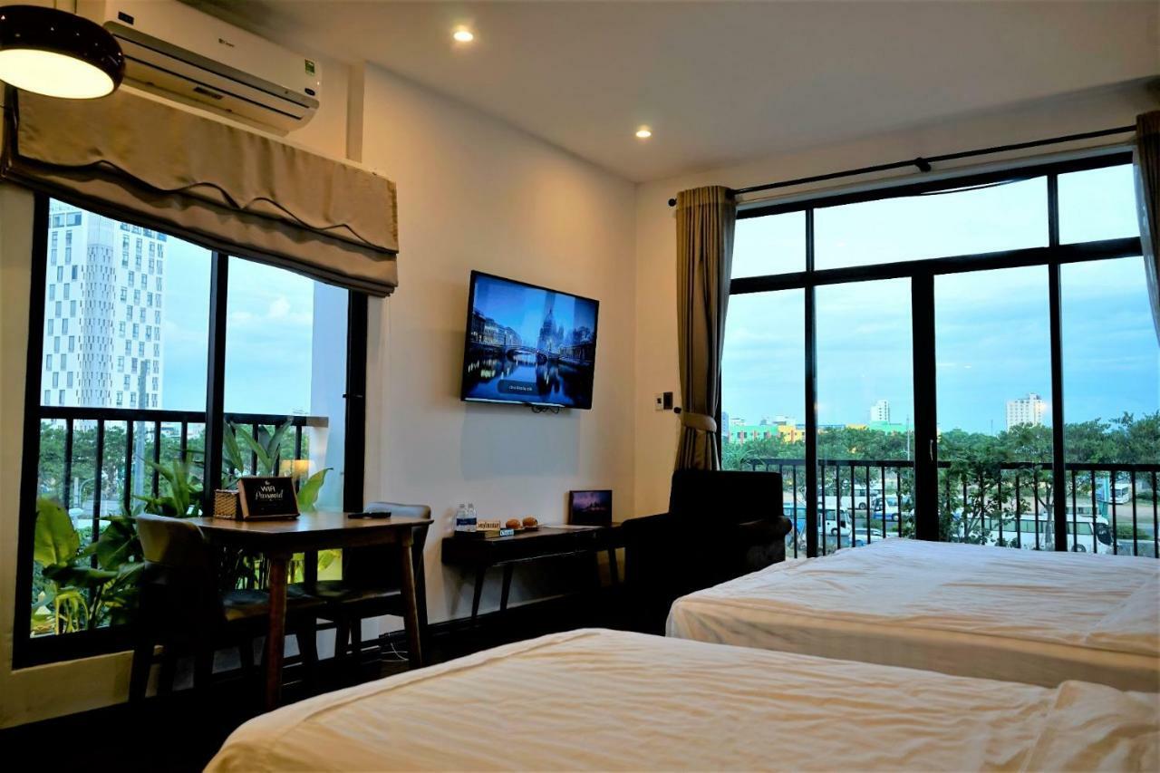 Hotel Oasis & Da Nang