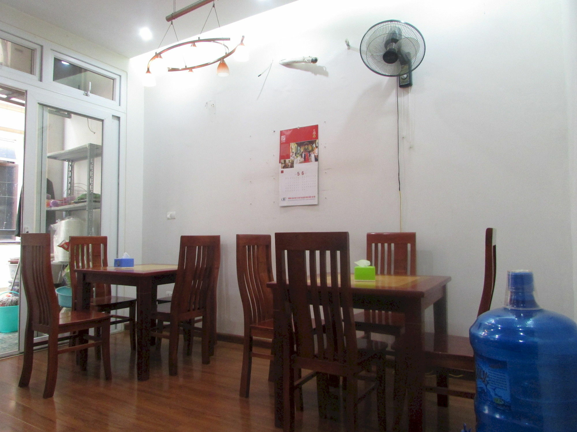 Light Hostel *