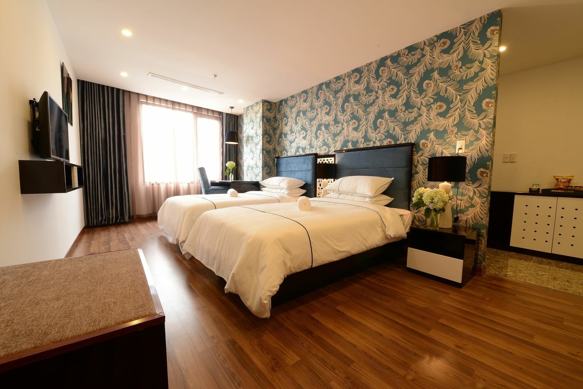Emerald Waters & Hotel 4*