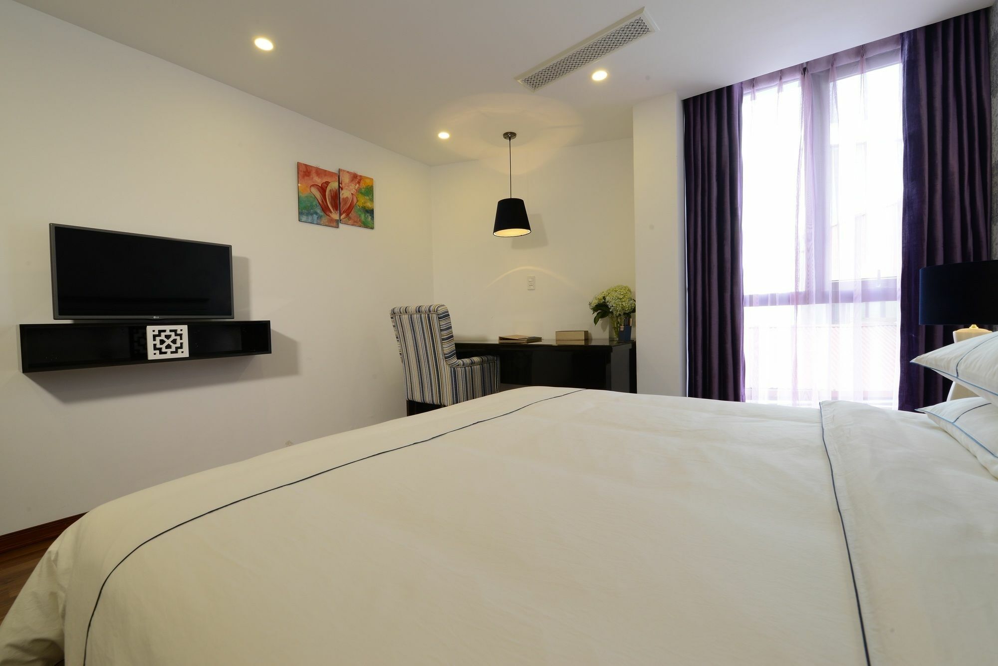 Emerald Waters & 4* Hanoi