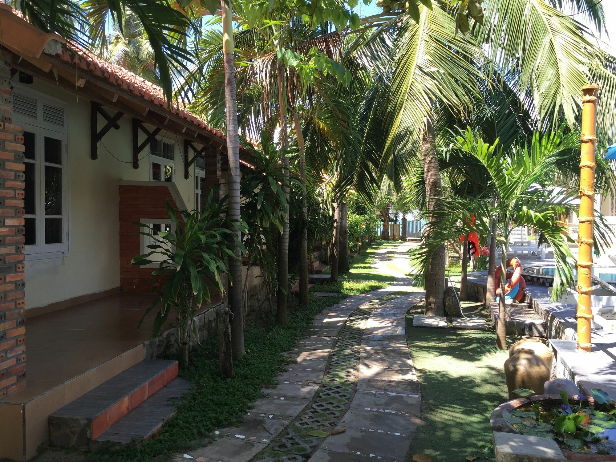 Guest house Nhat Quang 2*