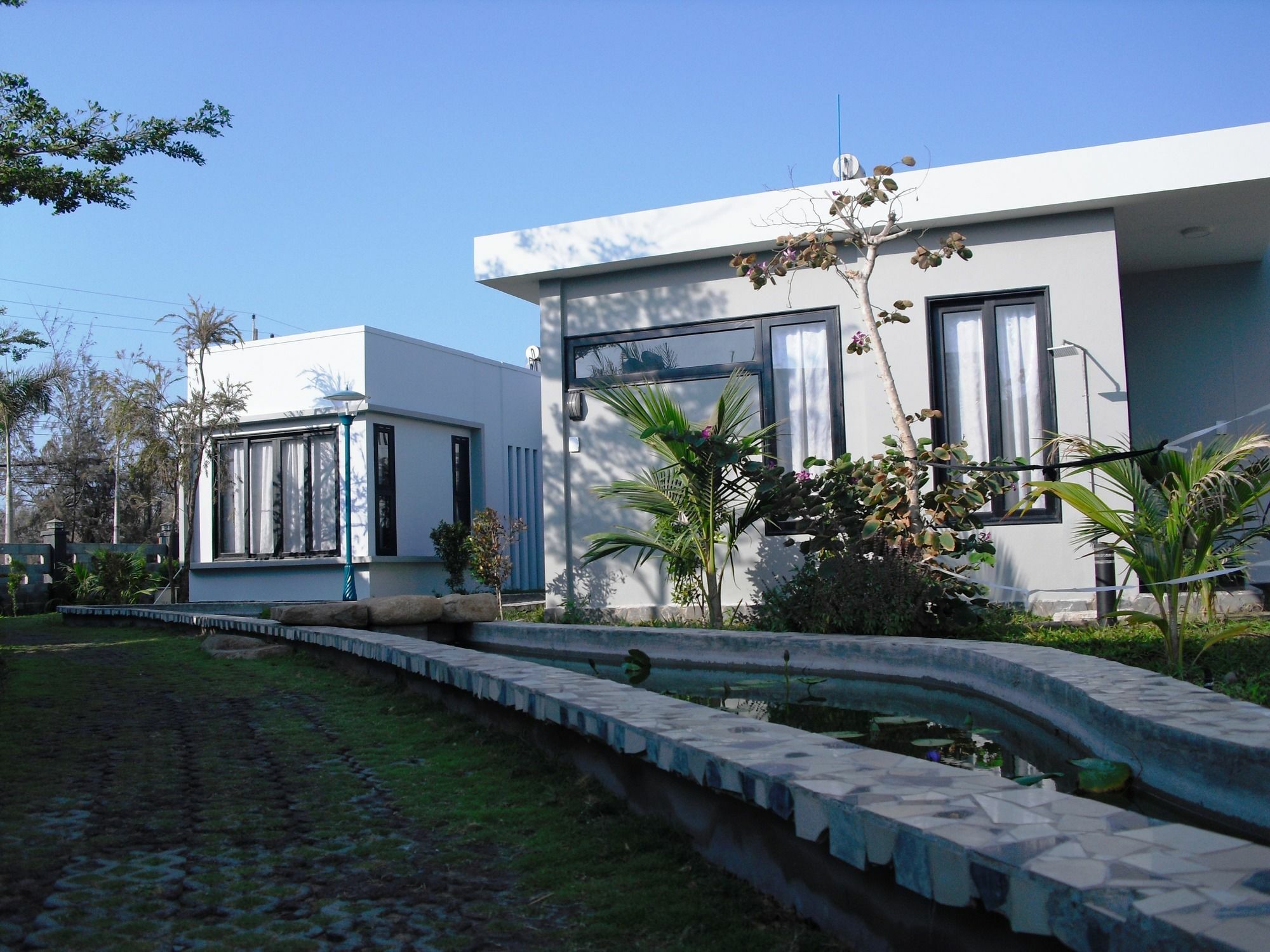 Nguyen Minihouse