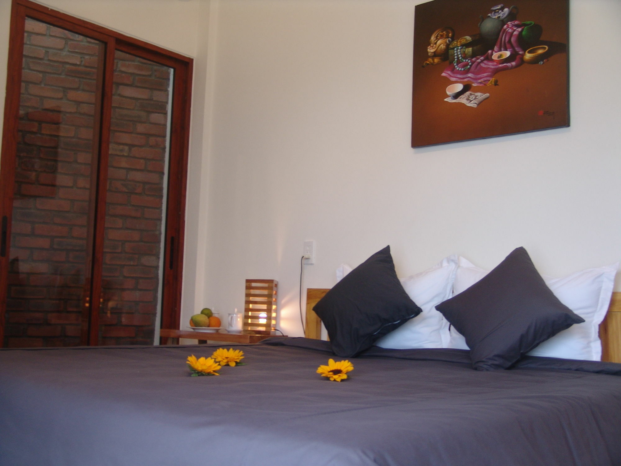 Riverside Hotel 3*