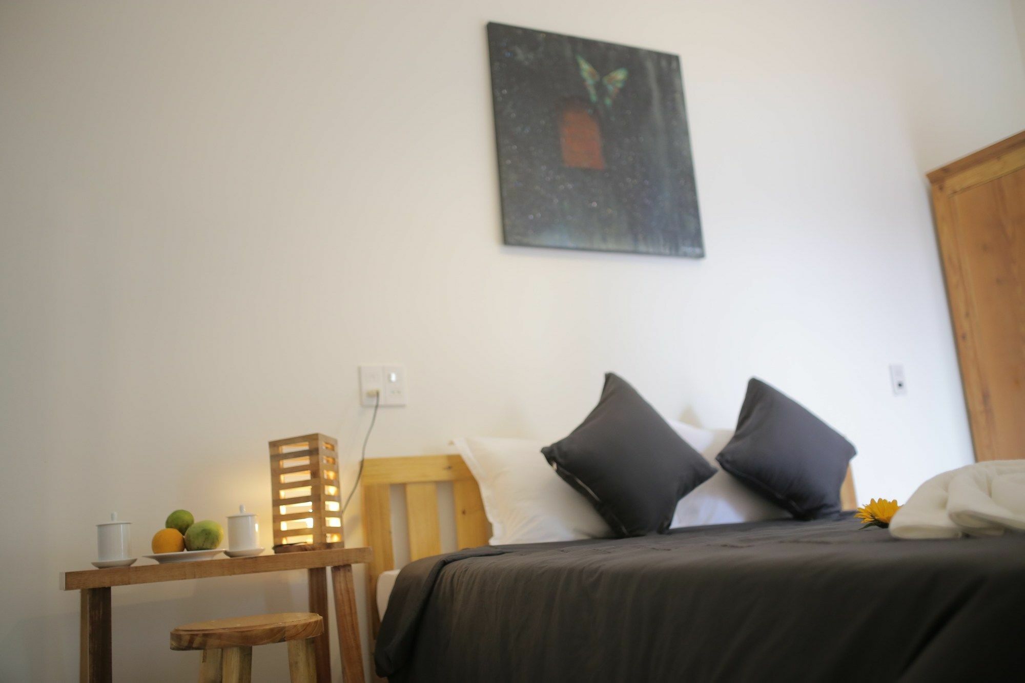 Riverside 3*