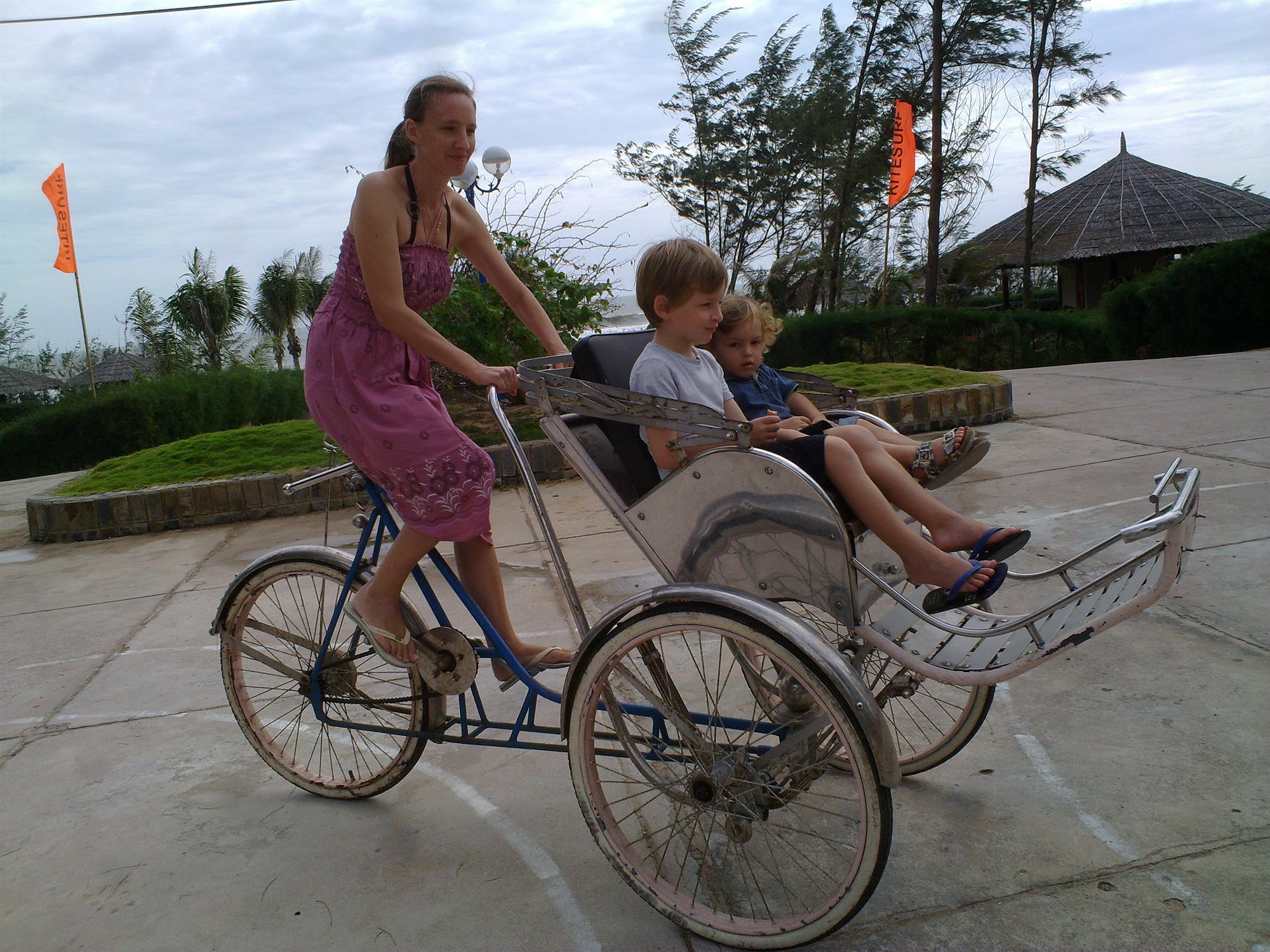 Hotel Village 2*