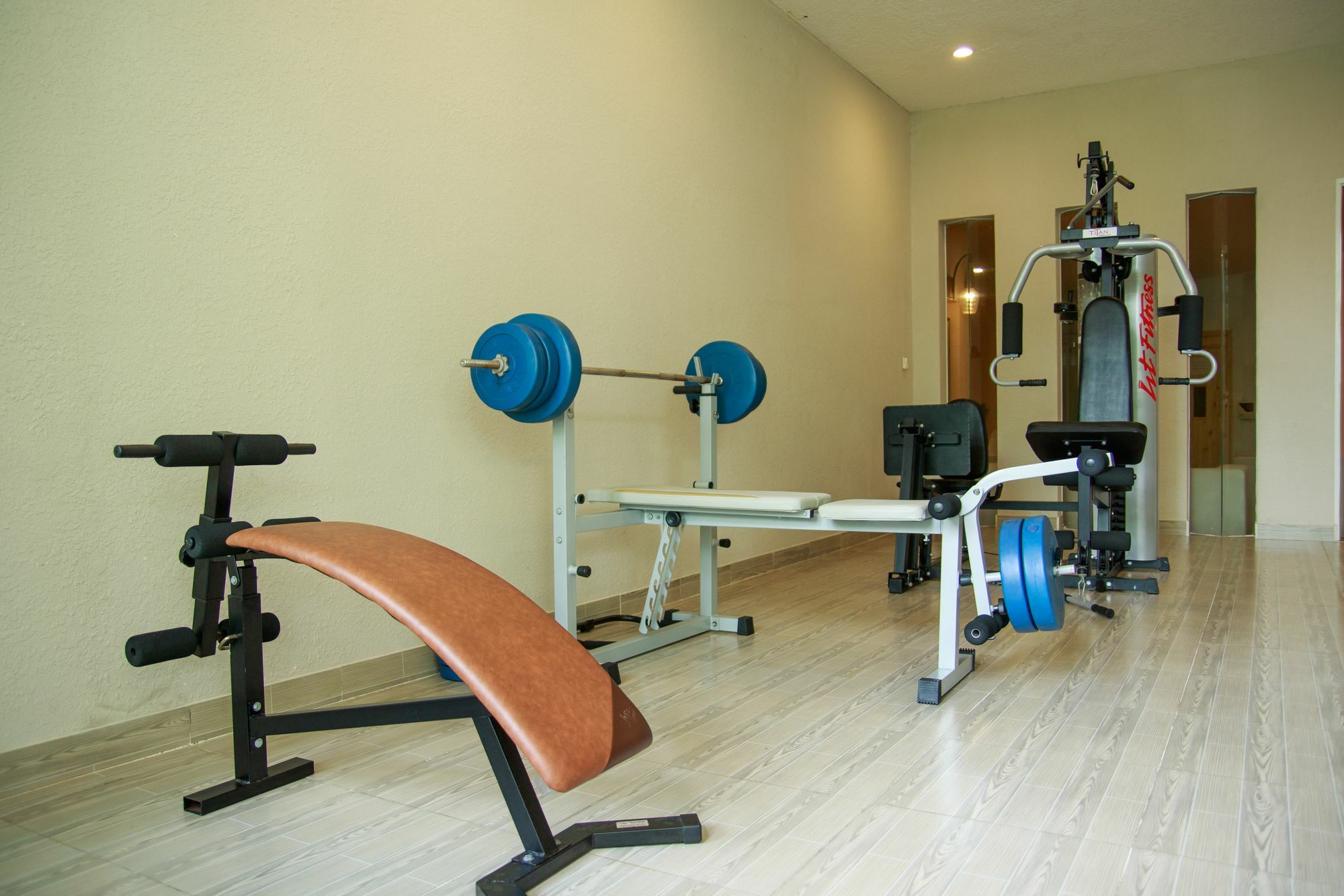 Resort Del Sol & 4*