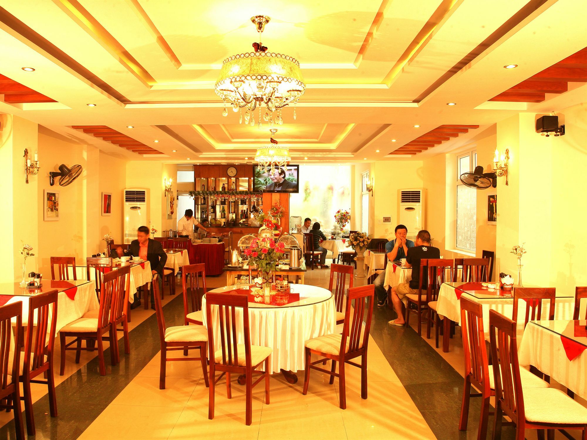 Hoang 3* Hai Phong