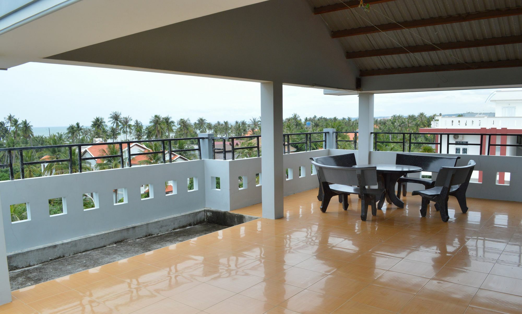 Cat Tien Guest house 2*