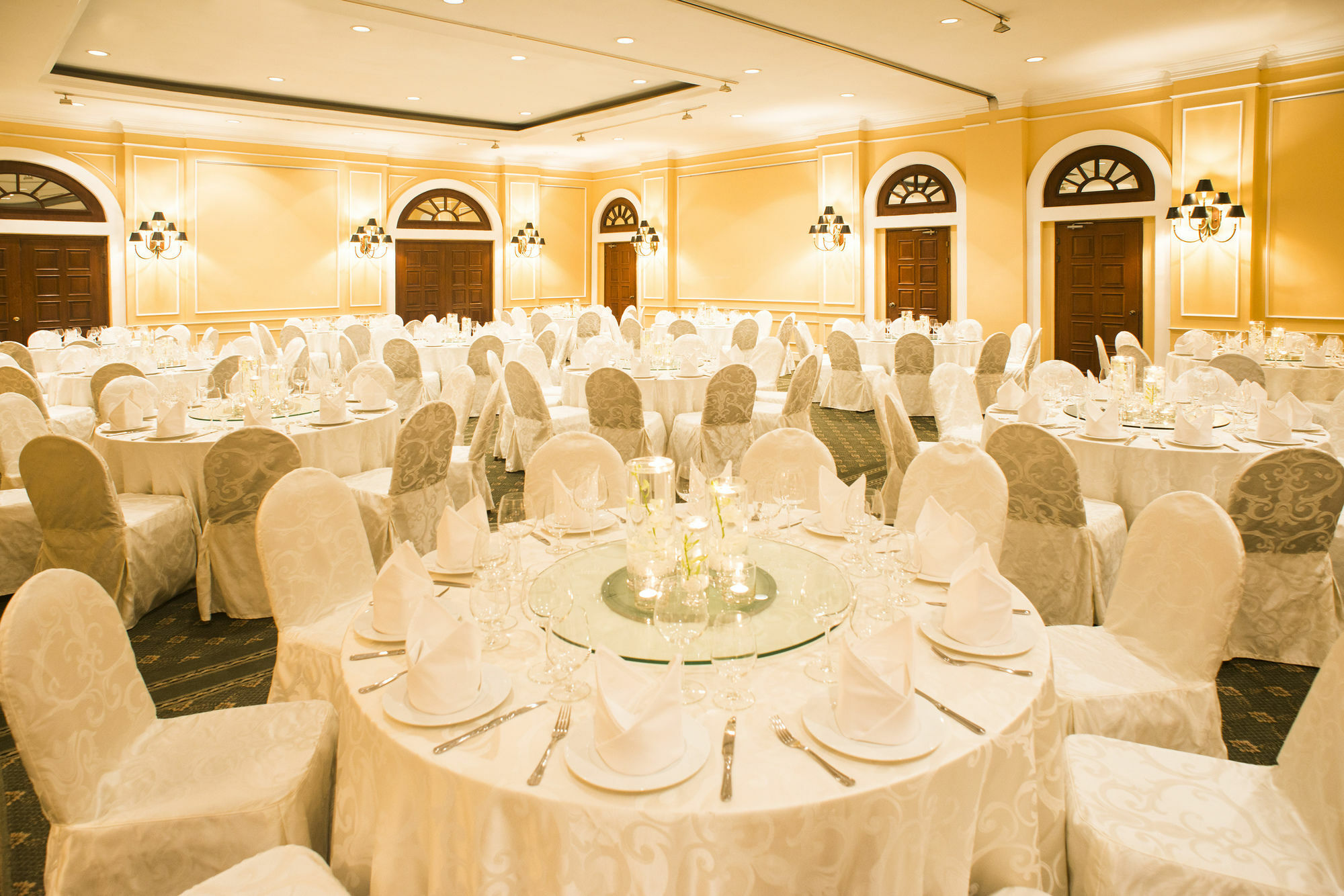 Hotel Avani Phong Harbour View
