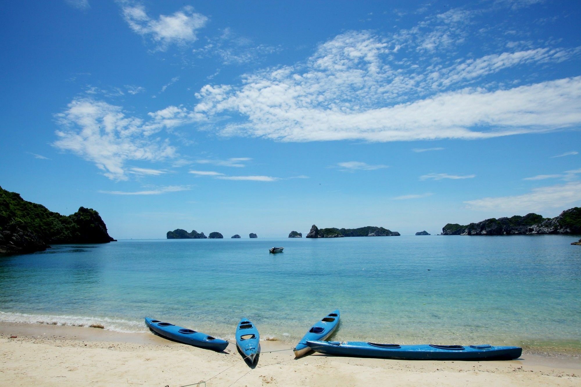 Monkey Island Hotel Dong Khe Sau