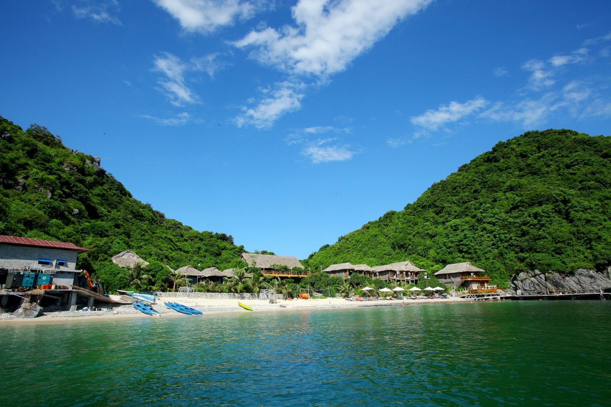 Monkey Island Hotel Dong Khe Sau