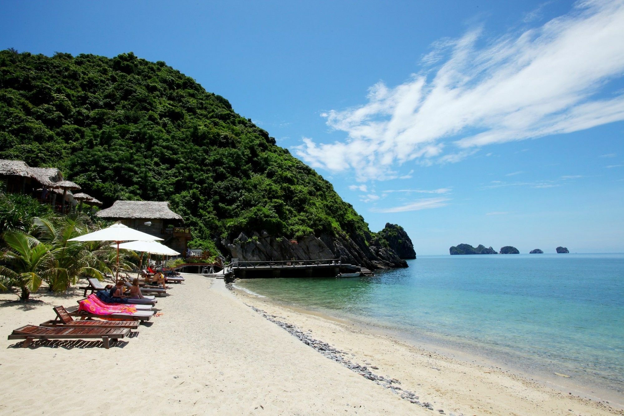 Monkey Island Hotel 3*