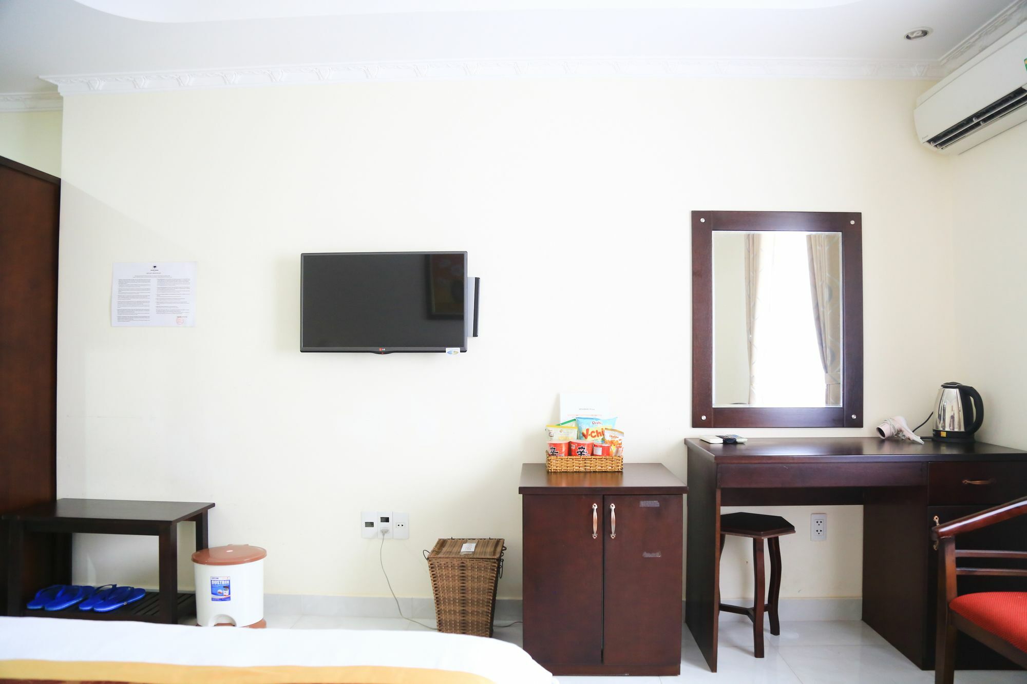 Golden Hotel 2*