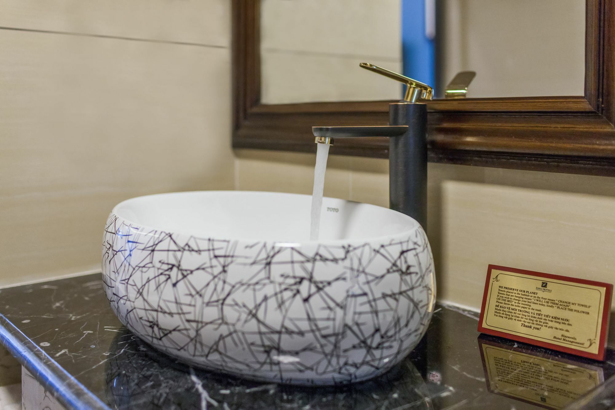 Eden Boutique & Hotel