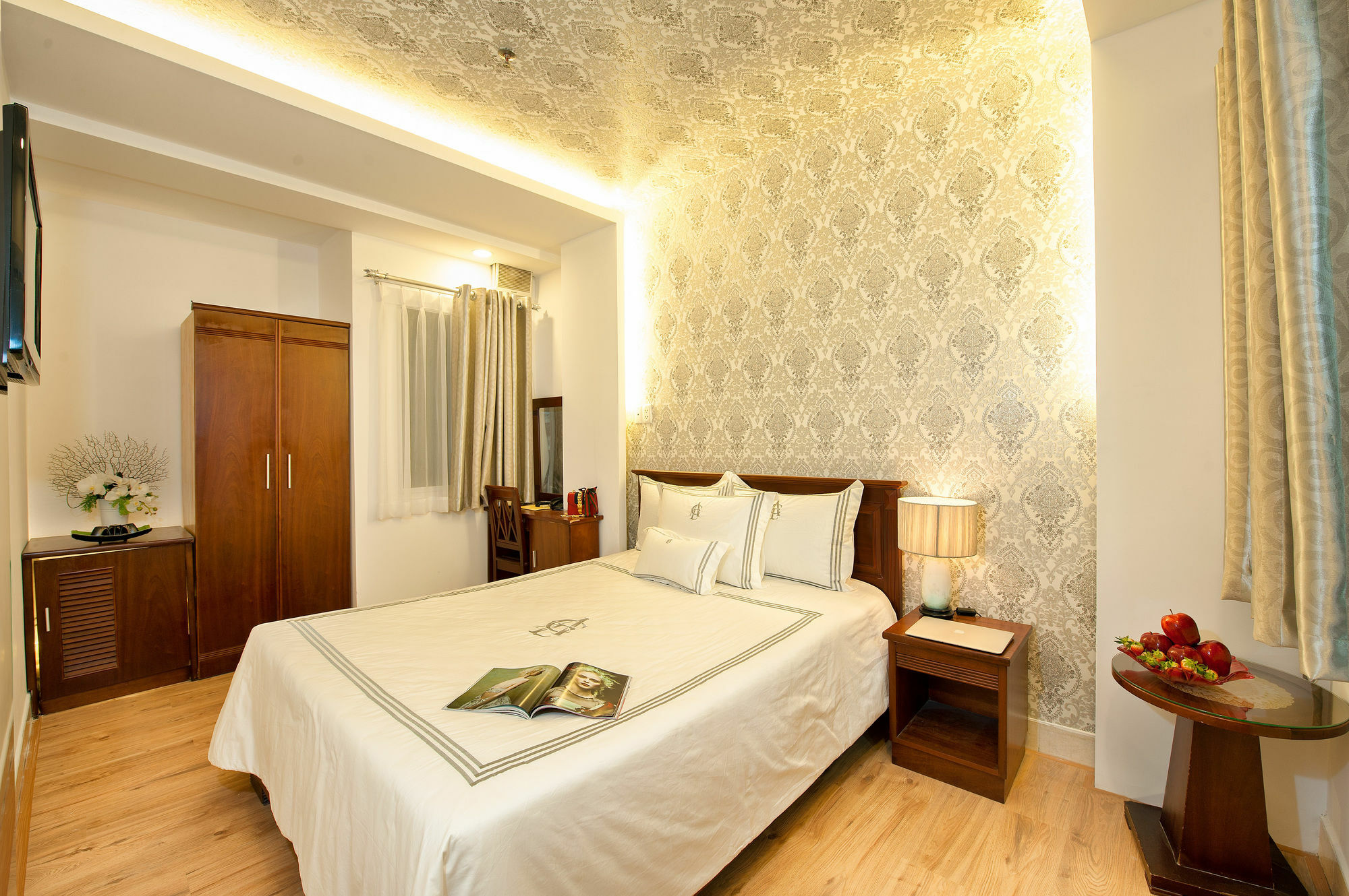 Ace Ben Thanh Khách sạn 3*