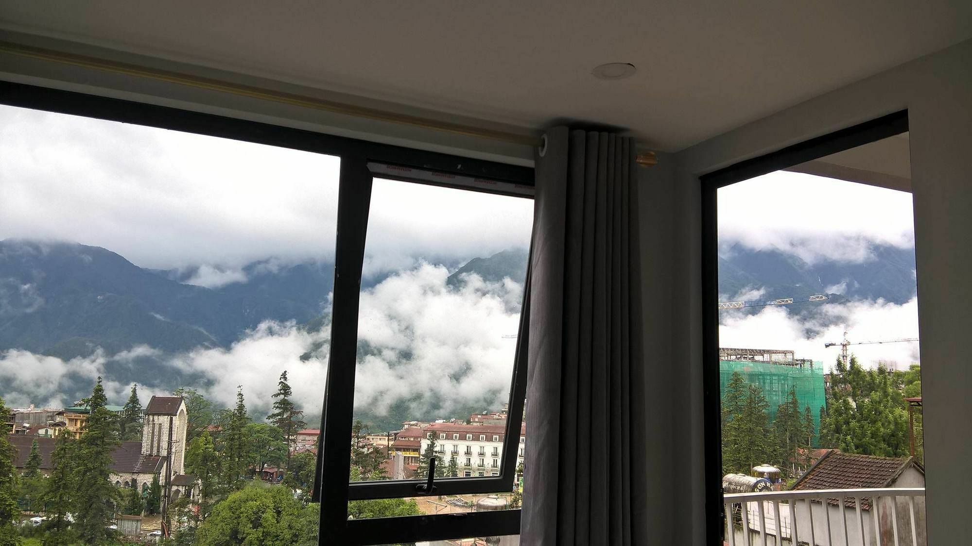 Aroma Hotel 2*