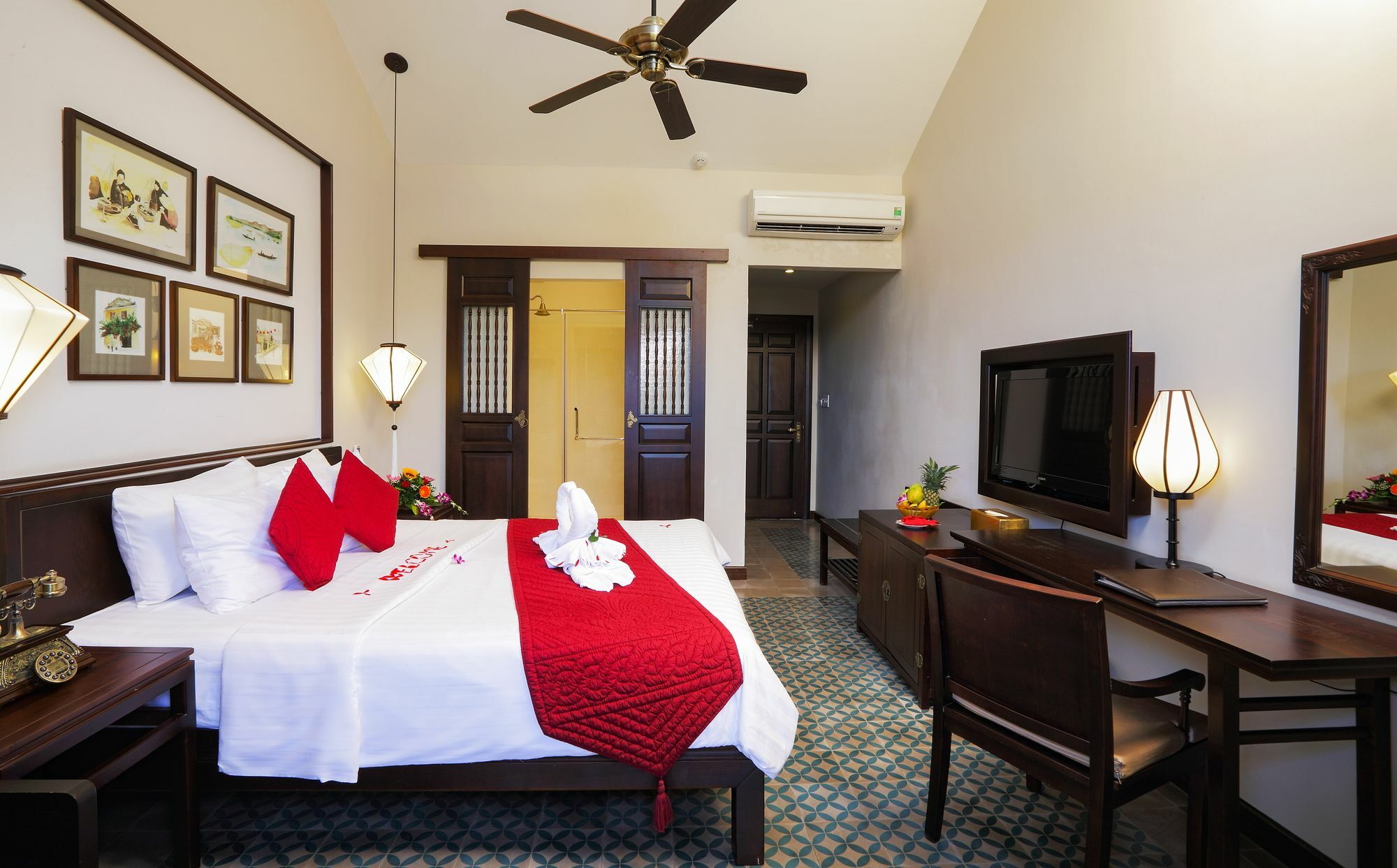 Khách sạn Little . Một Nhỏ&spa