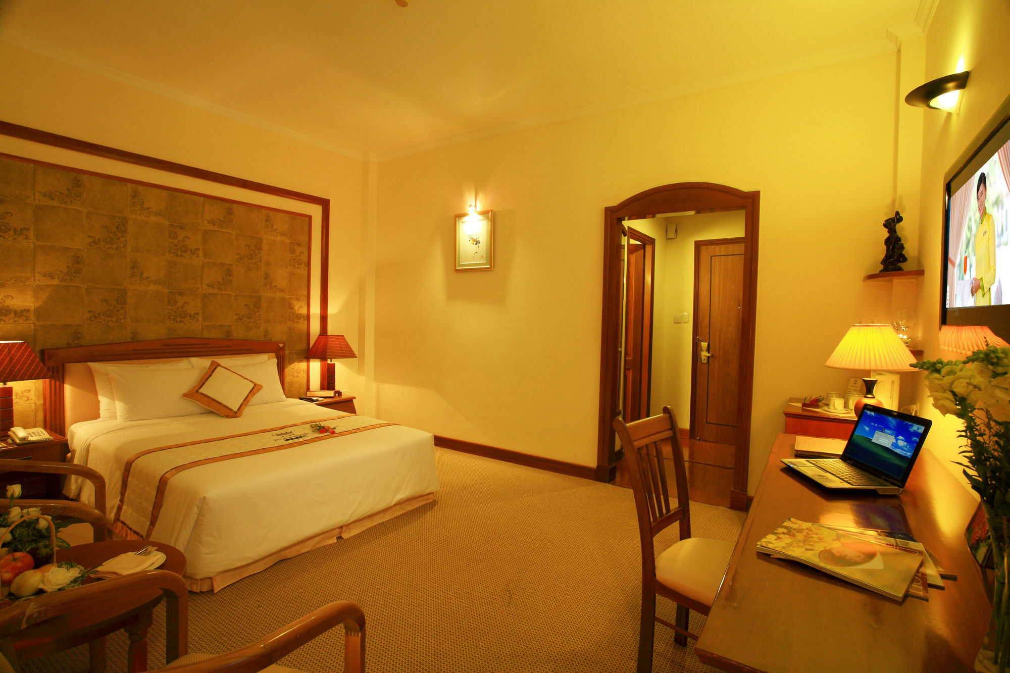 Palace 4*
