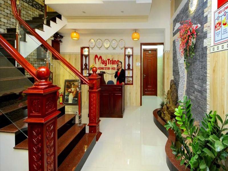 White Cloud Hotel 2*
