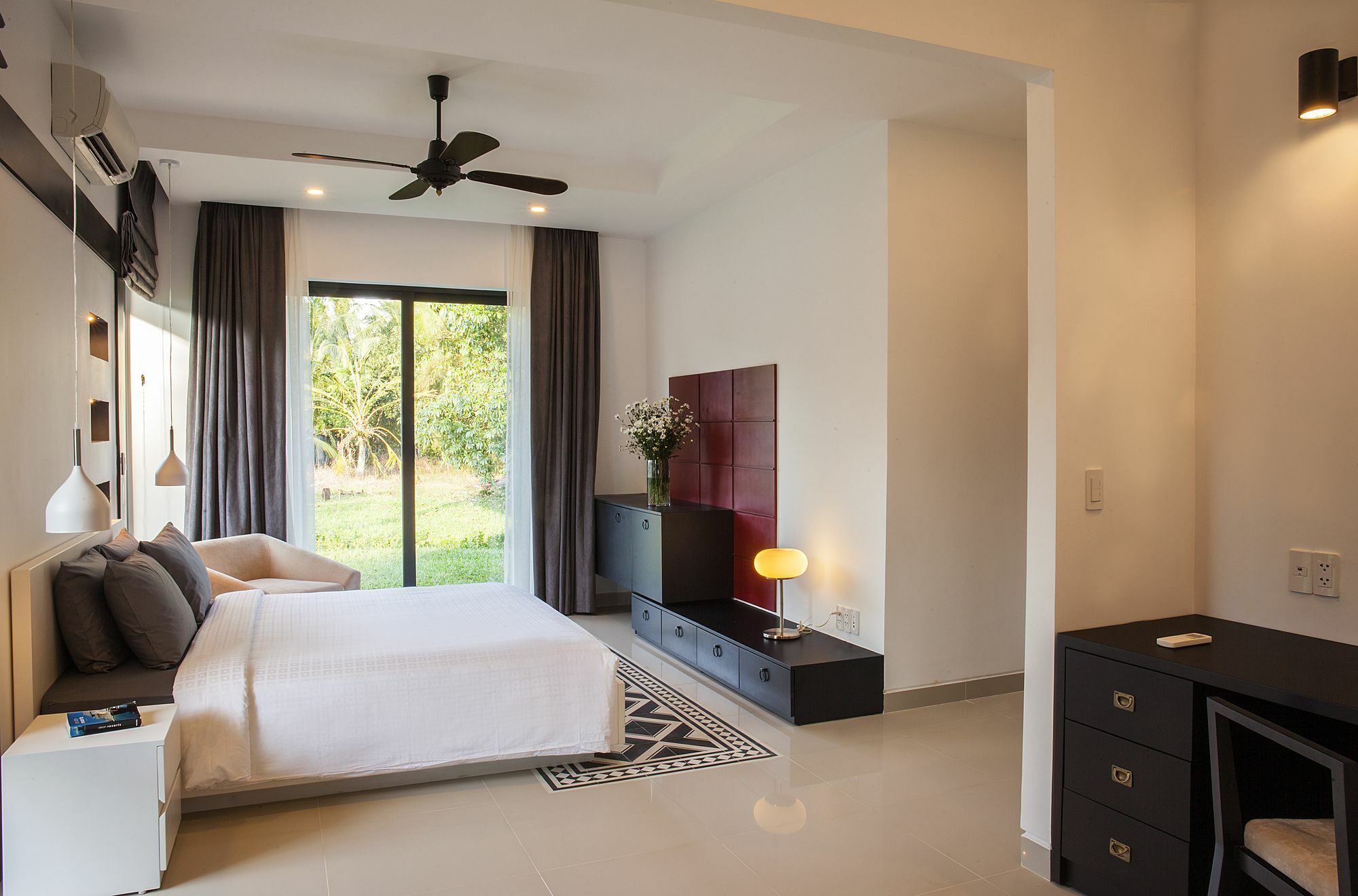 Lighthouse 3* Phu Quoc