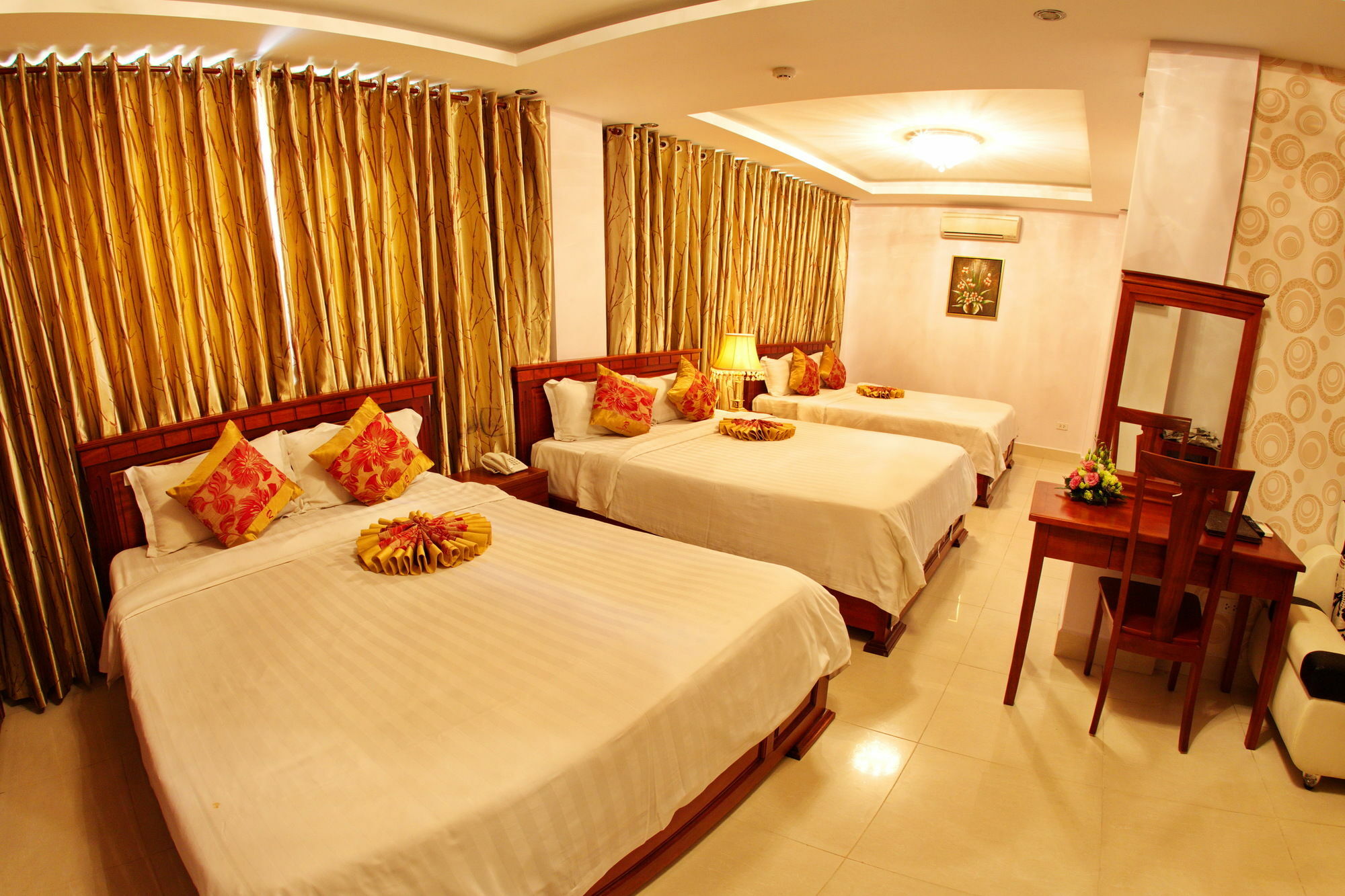 Romeliess Hotel 3*