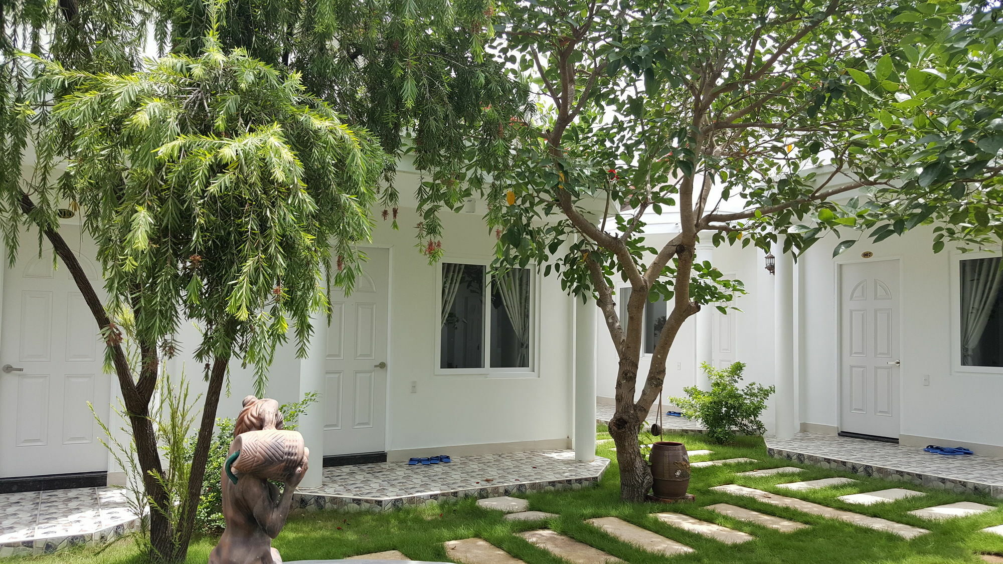 Dragon Bay Homestay