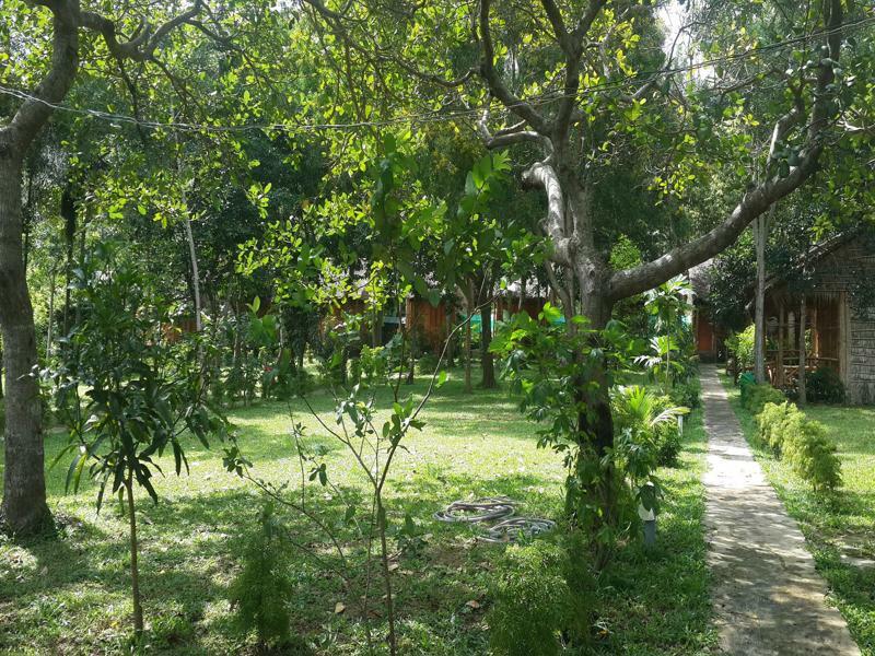 Minh Vuong Village & Restaurant