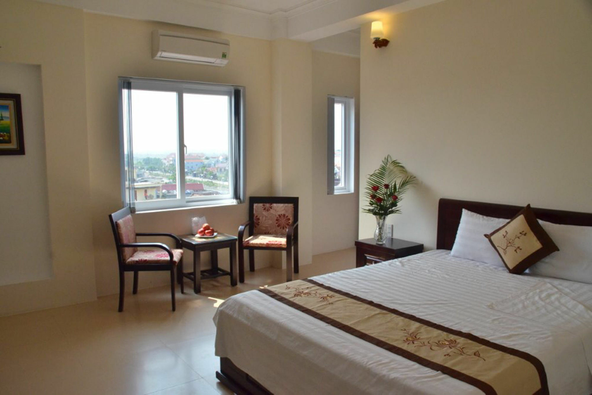 Nam Long Hotel