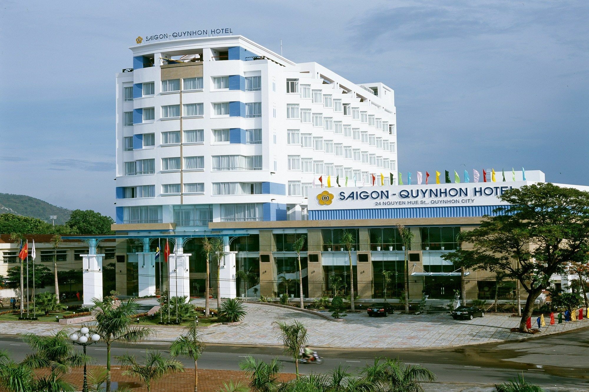 Saigon 4*