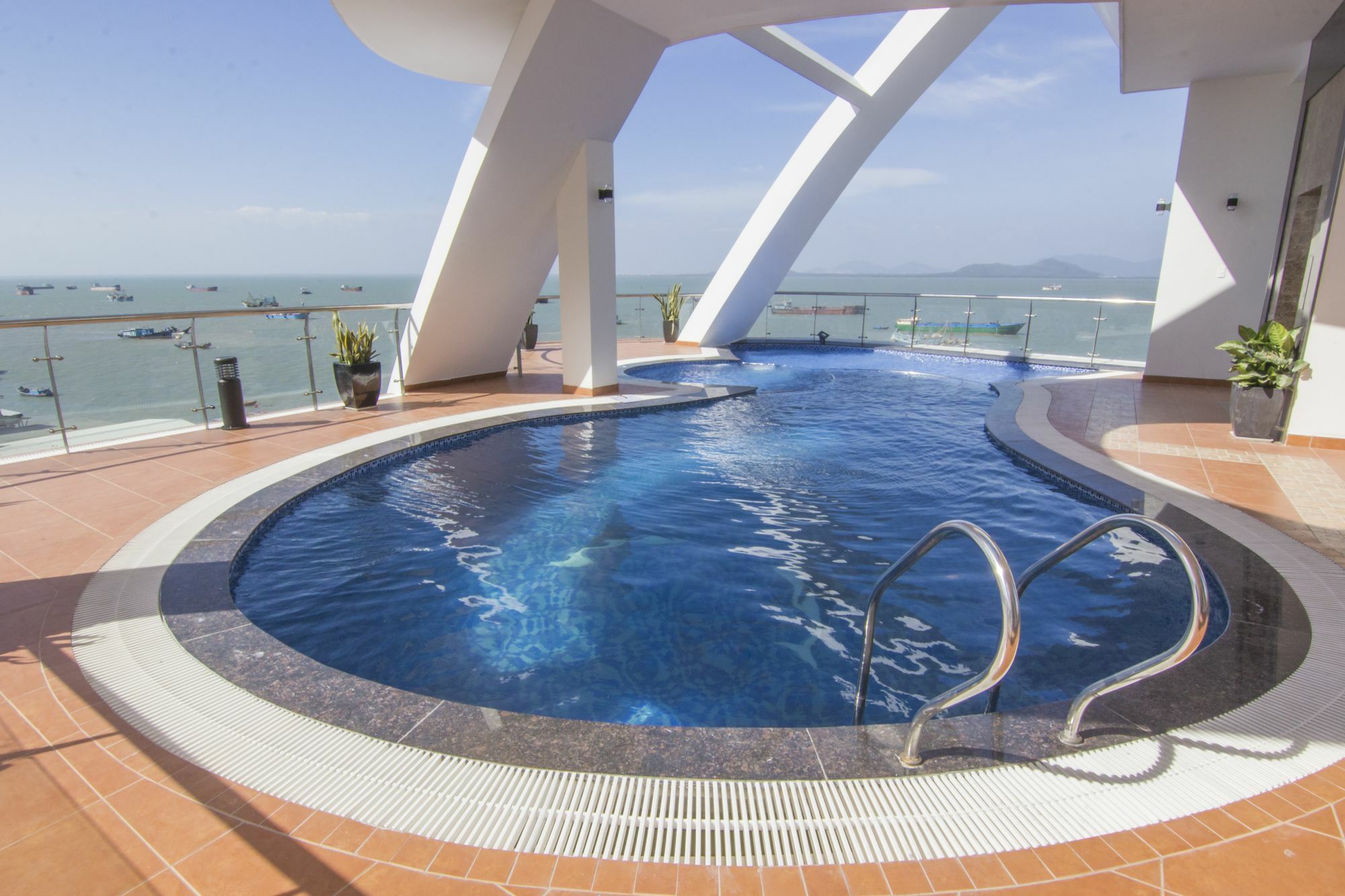 Cassabella & 3* Vung Tau