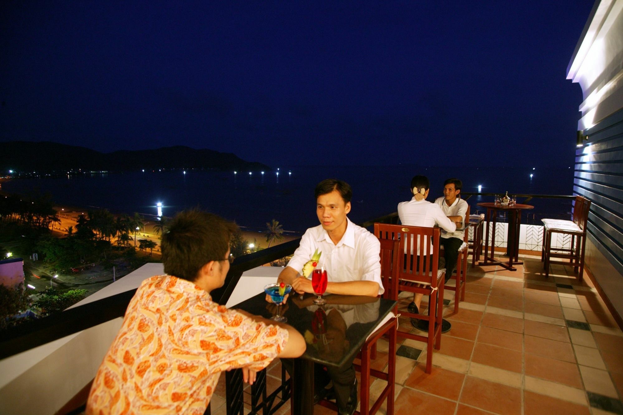Saigon 4*