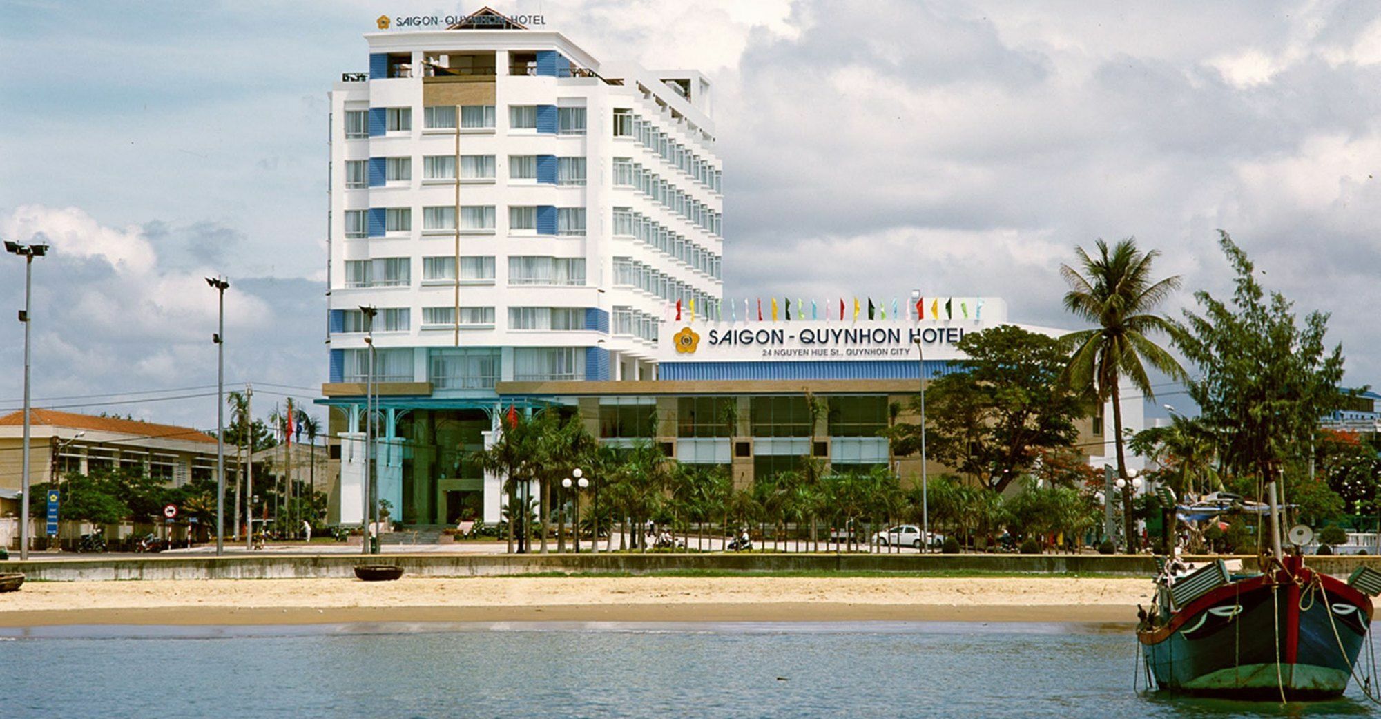 Hotel Saigon 4*