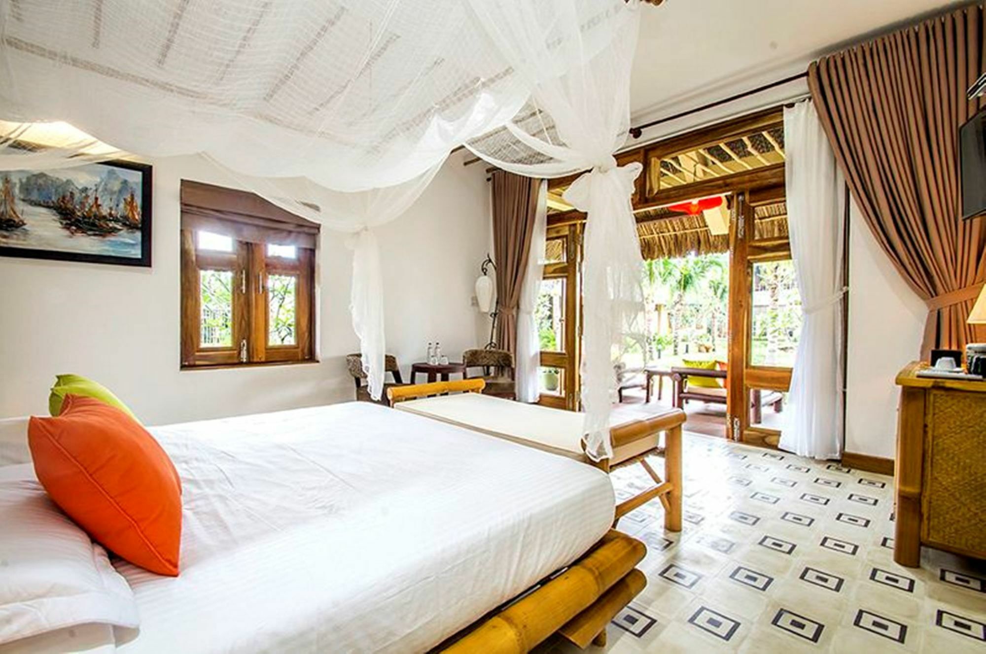 The Island Lodge *