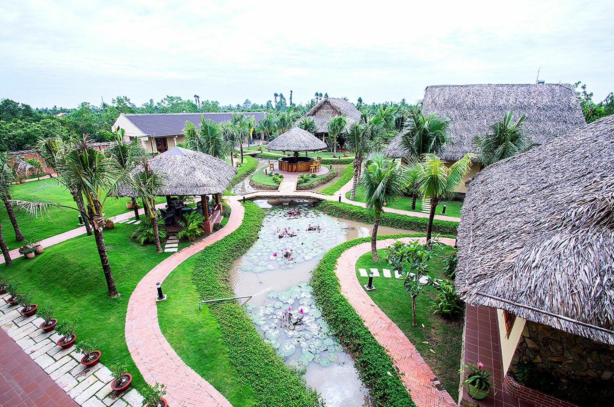 The Island Lodge *