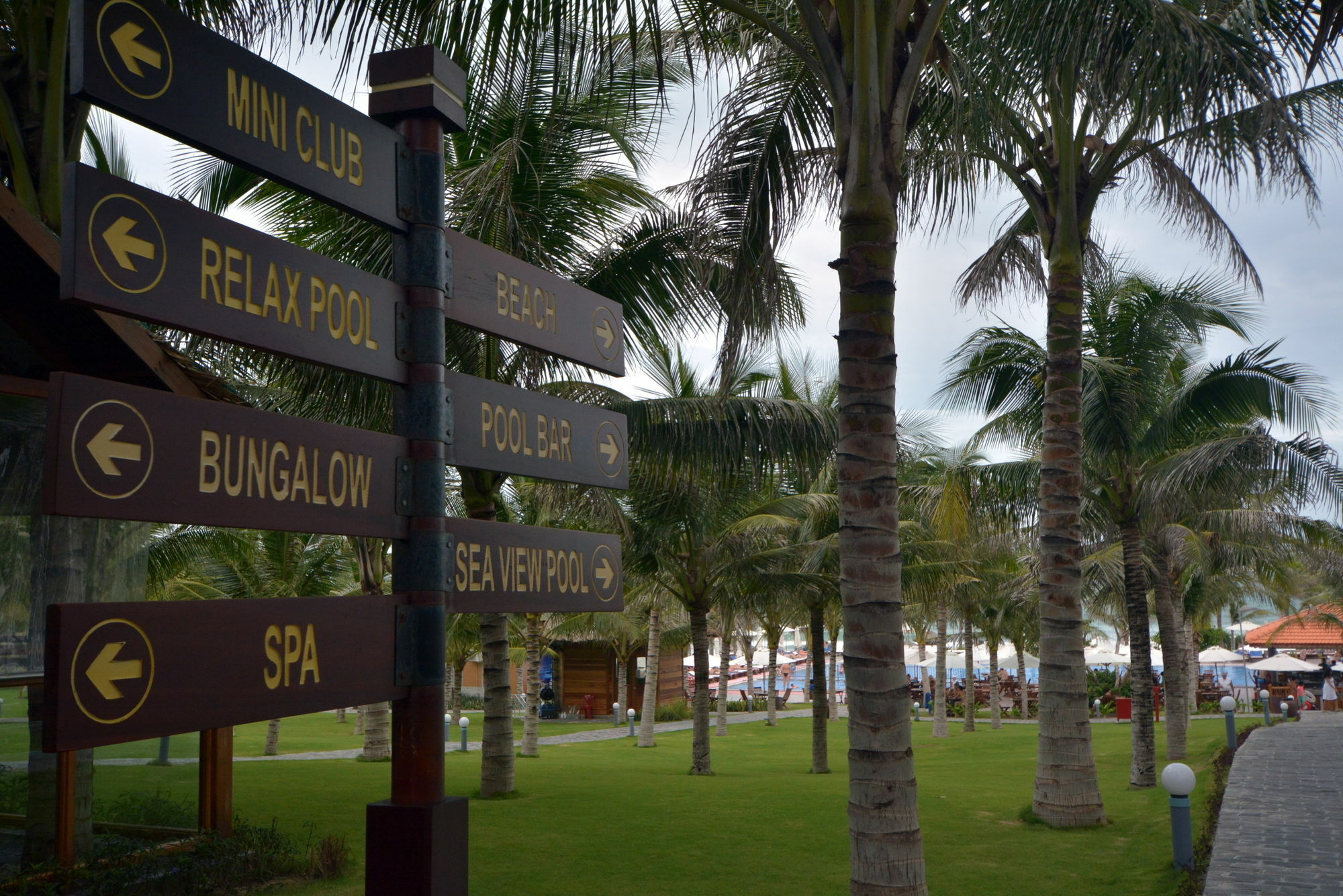 Dessole Nha Trang Resort Mieu Ong