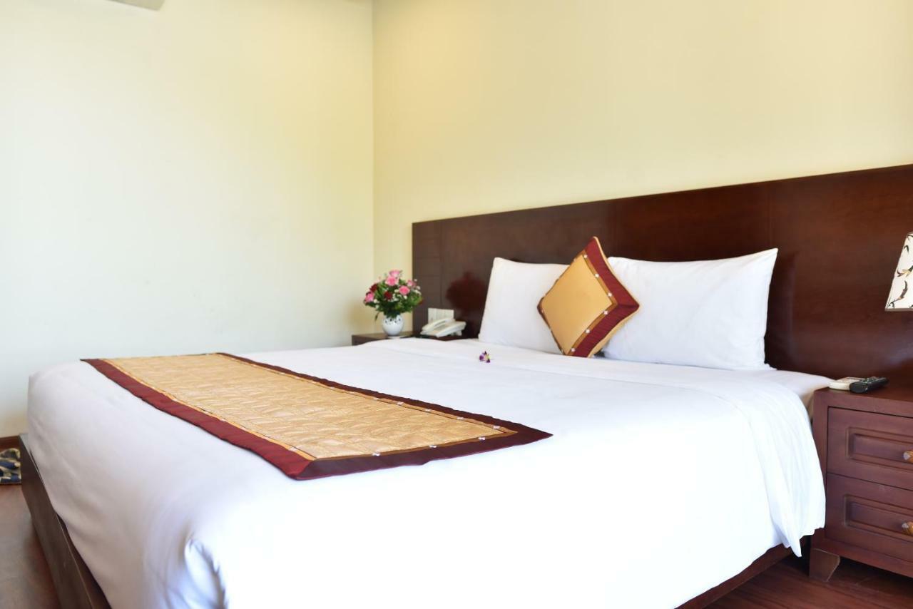 Tien Sa Retreat Son Tra