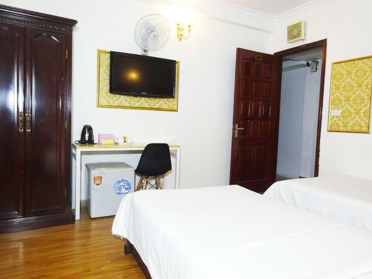 Discovery Ii Hotel