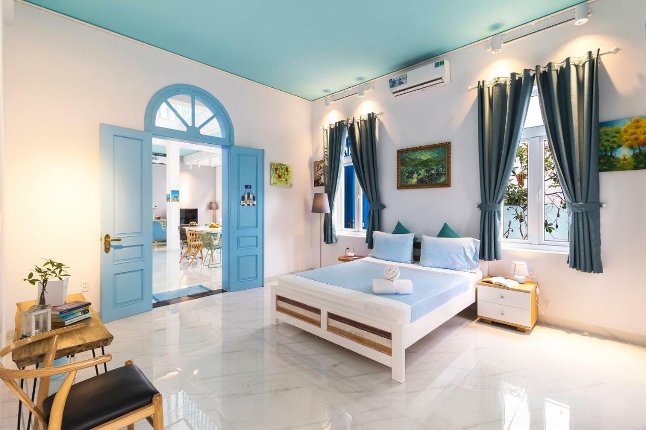 Christina's - Santorini Nha Trang