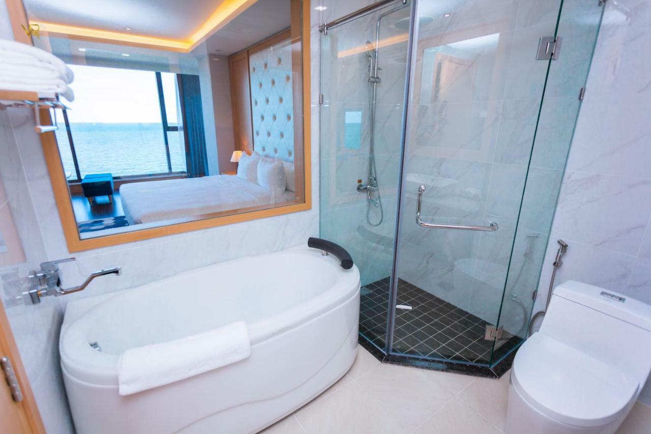 Riva 4*